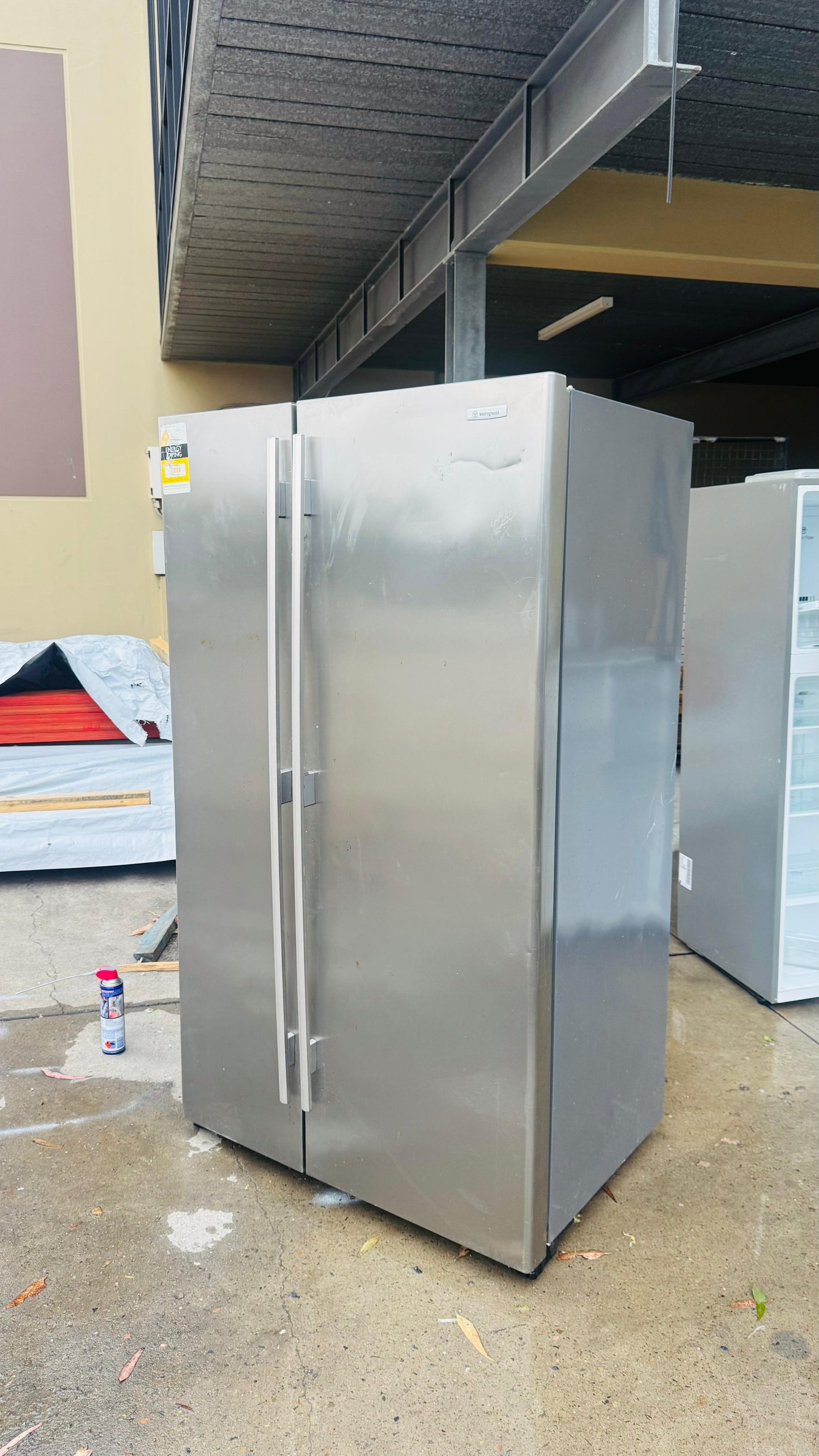 WESTINGHOUSE SIDE BY SIDE 700 LITRES FRIDGE FREEZER