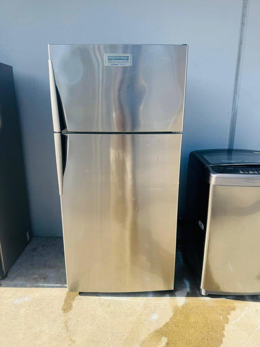 WESTING HOUSE 517 LITRES FRIDGE FREEZER