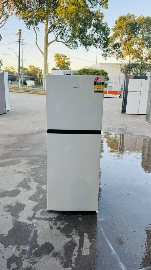 HISENSE 205 LITRES FRIDGE FREEZER