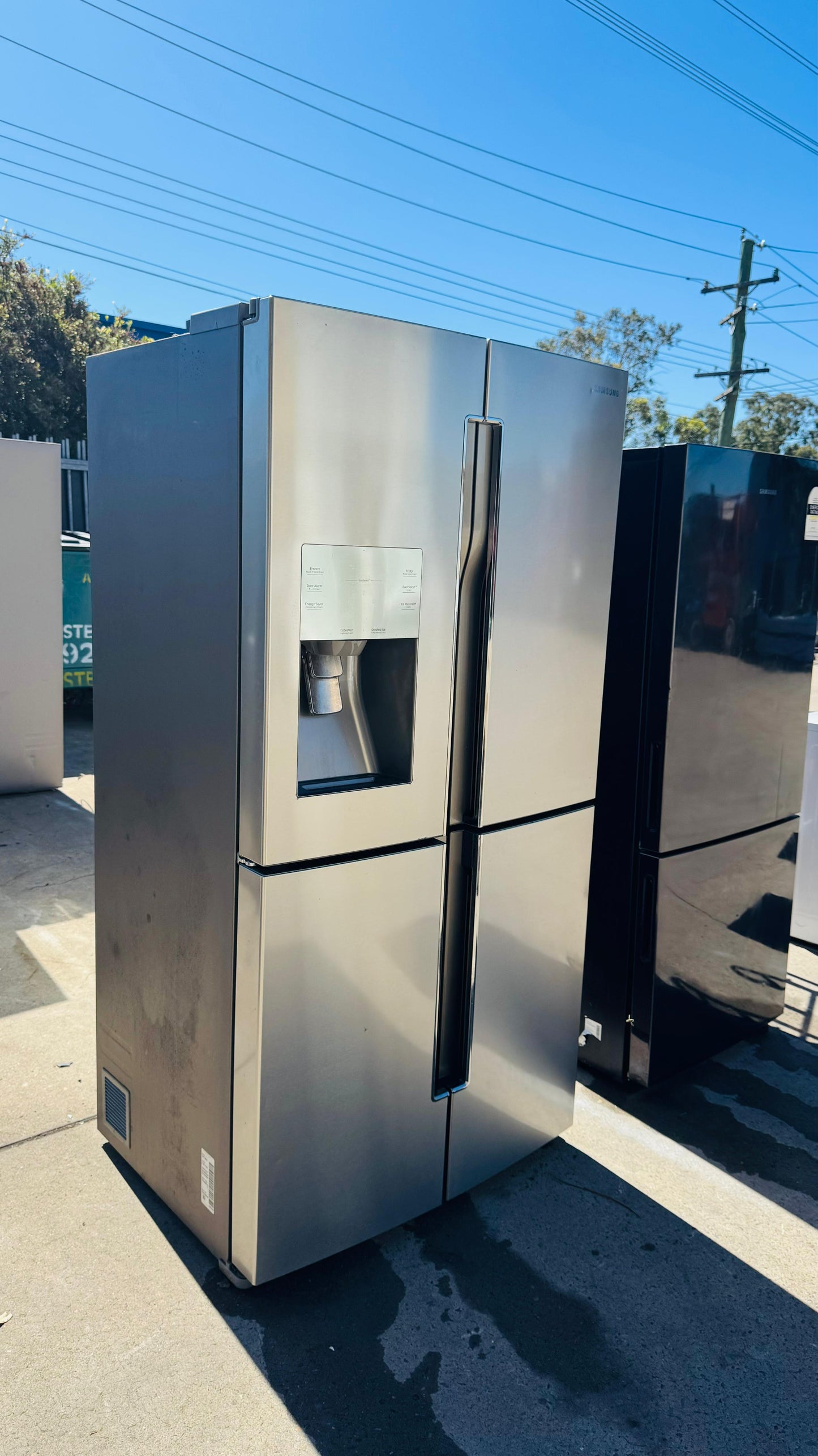 SAMSUNG 719 LITRES QUAD DOOR FRIDGE FREEZER