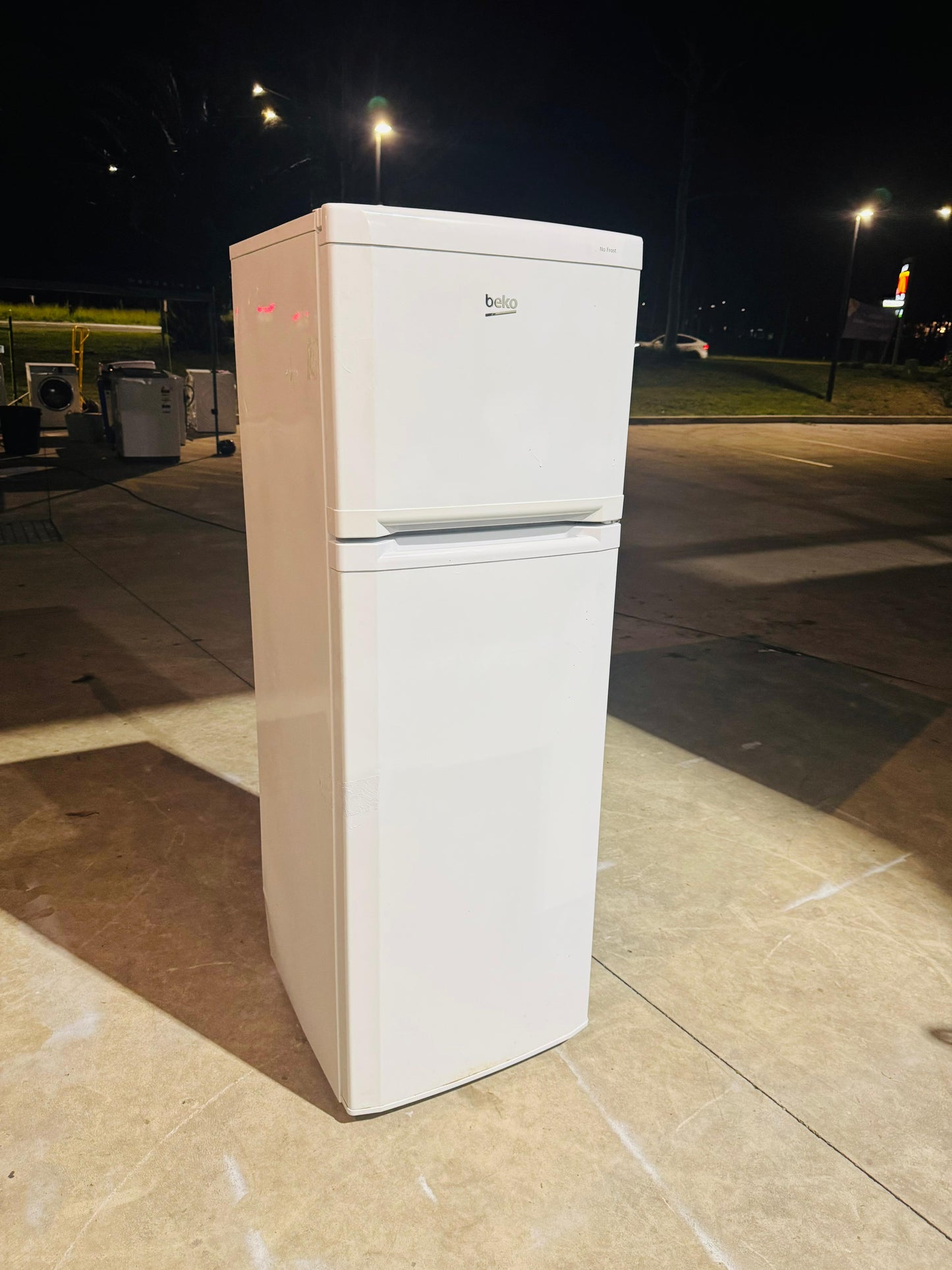 BEKO 253 LITRES FRIDGE FREEZER