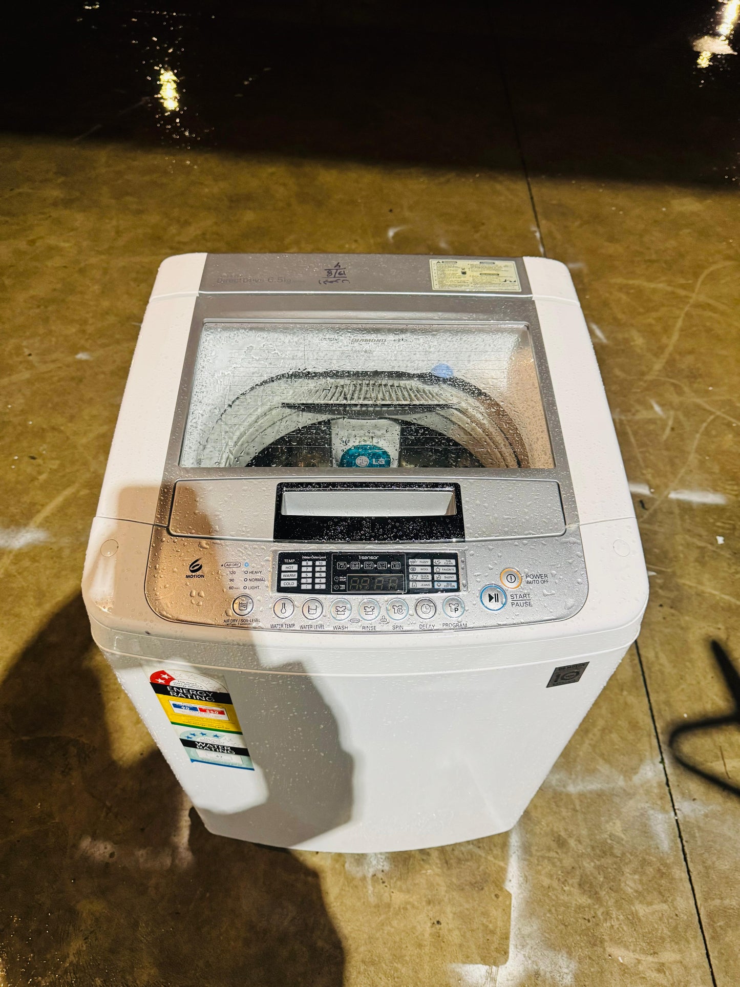 LG 6.5KGS TOP LOADER WASHING MACHINE