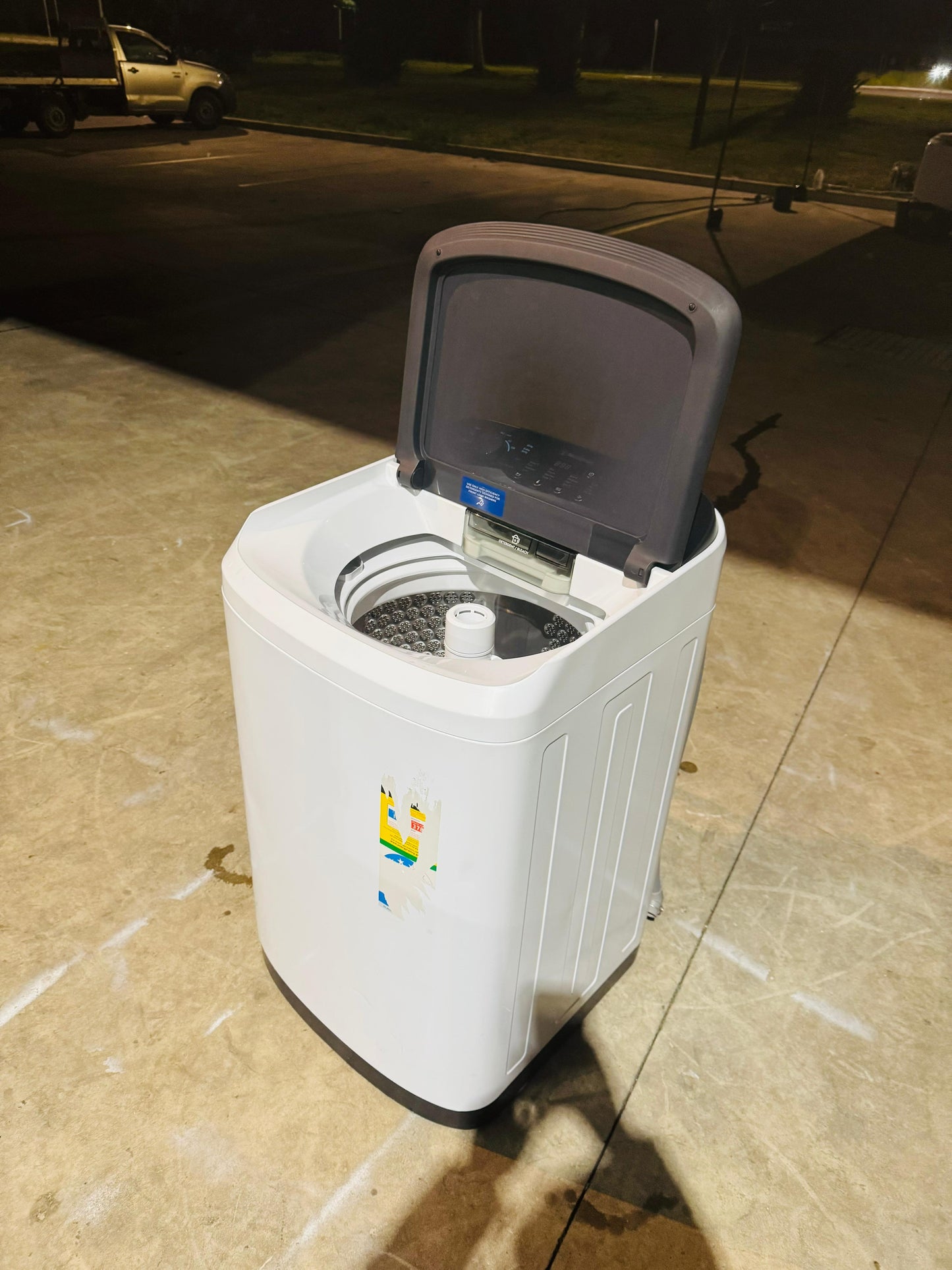 WESTING HOUSE 6KGS TOP LOADER WASHING MACHINE