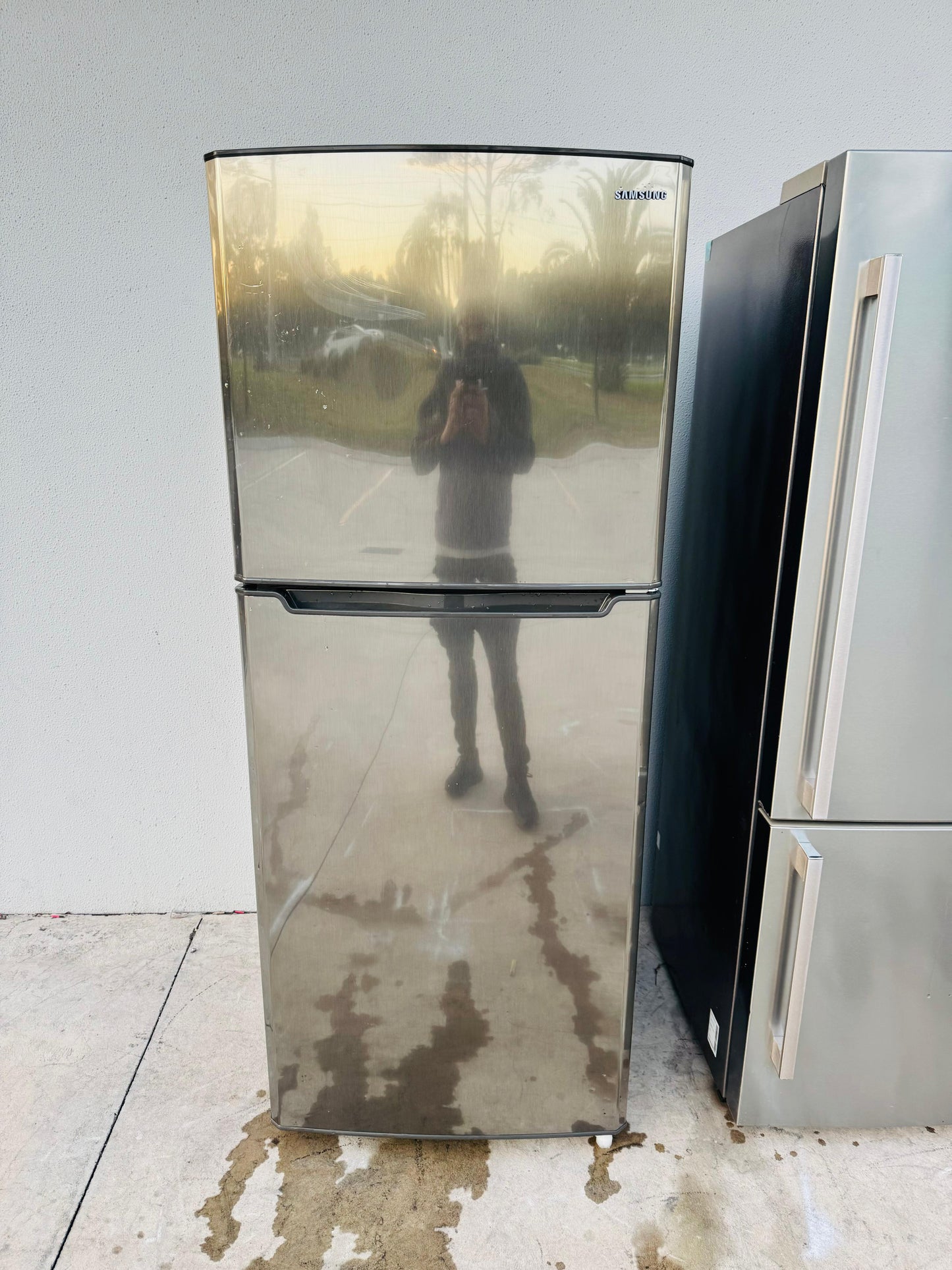 SAMSUNG 367 LITRES FRIDGE FREEZER